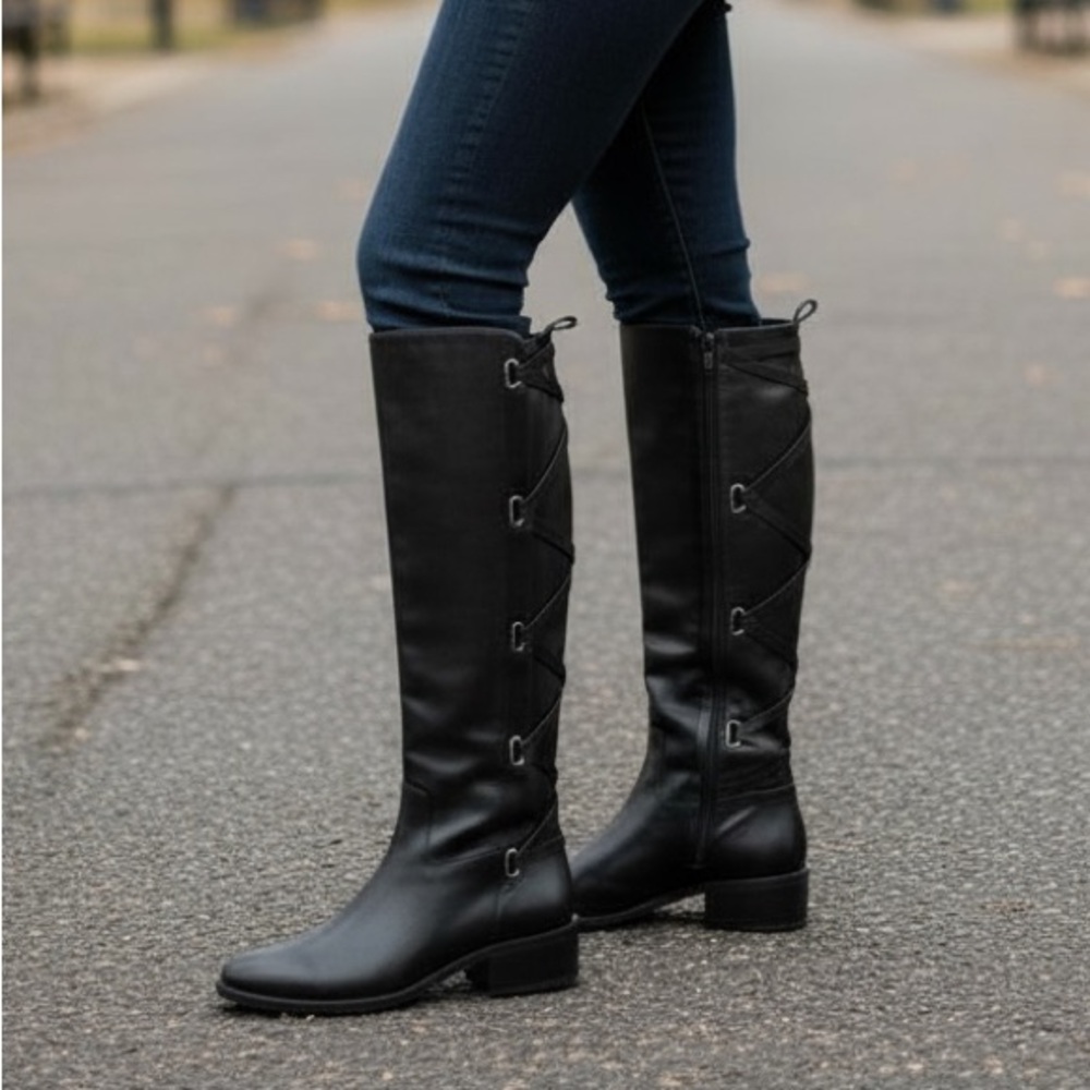 BCBGeneration Janiss Knee-High Leather Boots Black Size 9B (Fits 8.5)